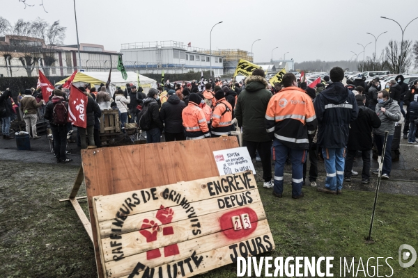 Grève à la raffinerie Total de Grandpuits