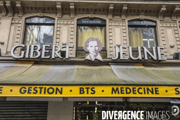 Fermeture de quatre librairies gibert joseph a paris