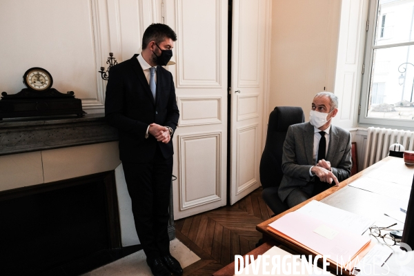 24h avec Jean Christophe Gayet président du plus petit tribunal d Ile de France
