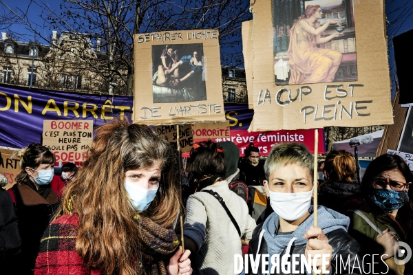 Manifestation feministe precedant la journee internationale des femmes
