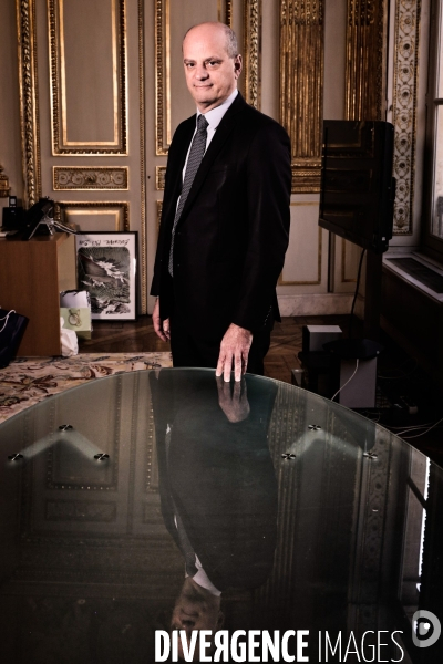 JEAN MICHEL BLANQUER, ministre de l Education