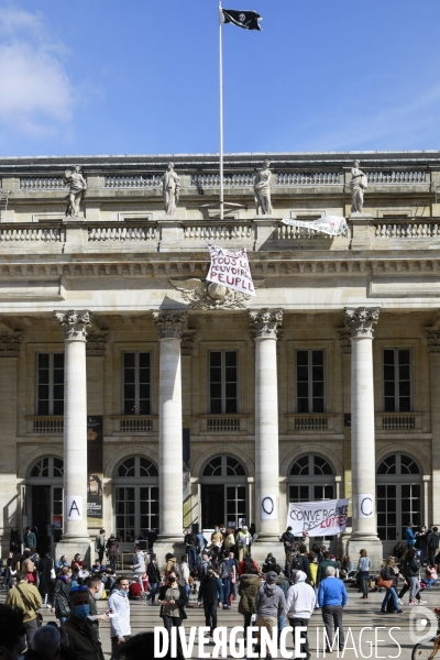 L opéra de Bordeaux occupé par la CIP