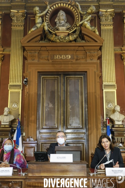93e bureau de l AIMF (Association Internationale des maires francophones) avec anne HIDALGO et Pierre HURMIC