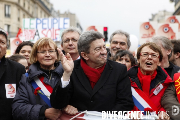 Marche pour une VI ème République organisée à Paris par le Front de Gauche