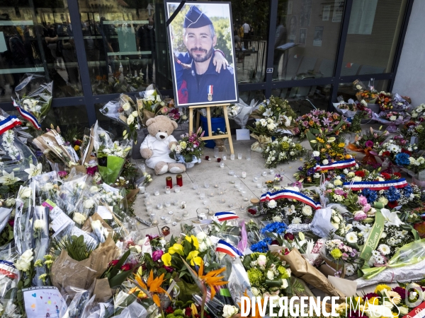 Hommage au policier tué a Avignon