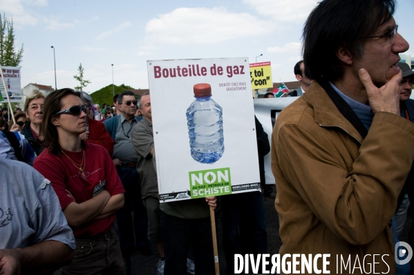 Manifestation  non au pétrole et gaz de schiste , Meaux
