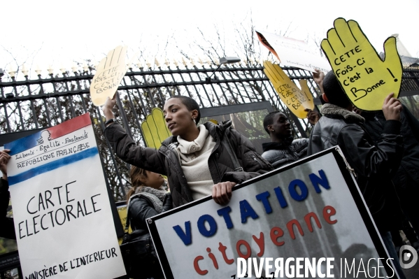 EELV et Eva Joly pour le droit de vote des étrangers, devant le Luxembourg, Paris, le 8/12/2011