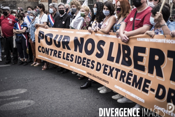 Marche des libertés contre les idées d extrême droite.