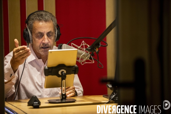 Nicolas Sarkozy enregistre pour la parution en version audio de son livre  le temps des tempêtes 