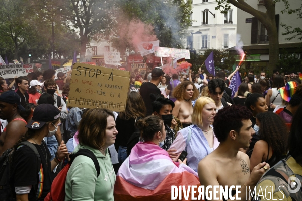 Marche des fiertés 2021 à Paris. Pride March 2021 in Paris.