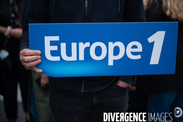 Manifestation de soutien aux journalistes d Europe 1.