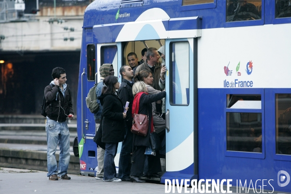 La grève perturbe les transports d Île de France