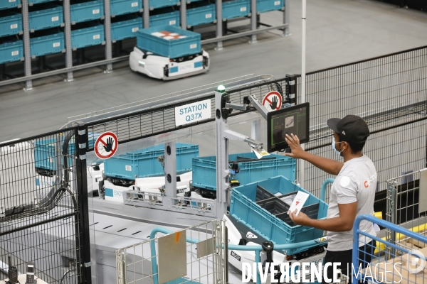 Gestion de picking avec les robots Skypod dans les Entrepôt Cdiscount