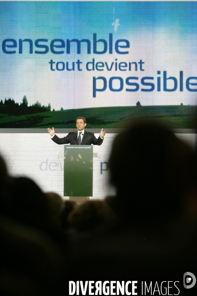 Congres de l UMP pour désigner Nicolas Sarkozy comme candidat officiel à l election presidentielle de 2007