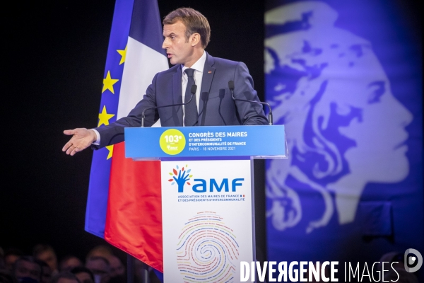 Emmanuel Macron au Congrès des maires de France
