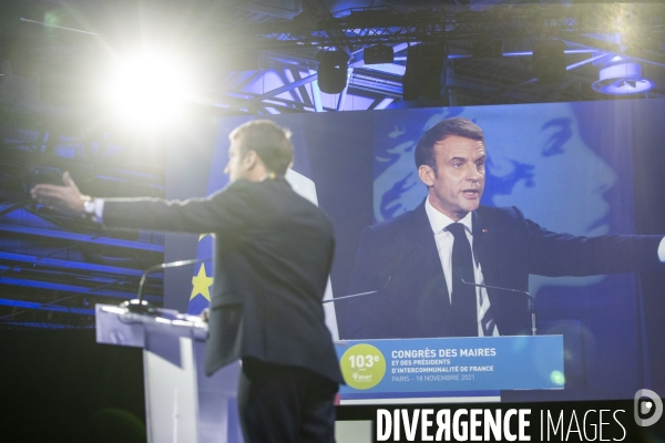 Emmanuel Macron au Congrès des maires de France
