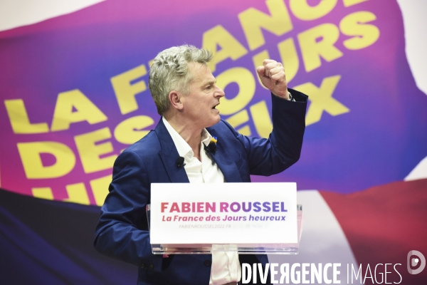Meeting du candidat Fabien ROUSSEL (PCF) au cirque d hivers de Pais. Présidentielles 2022. Meeting of Fabien Roussel