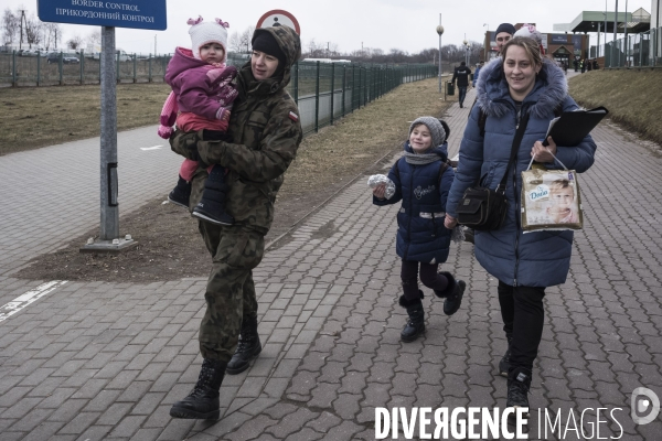 Convoi humanitaire à la frontière Ukrainienne.
