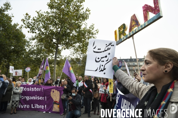 Iran la révolte. Rassemblement en hommage à Jina Mahsa Amini, et contre le pouvoir patriarcal en Iran