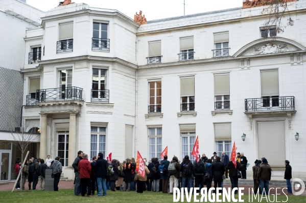 Rassemblement pour la défense de l enseignement supérieur et de la recherche, Paris, 17/02/2012
