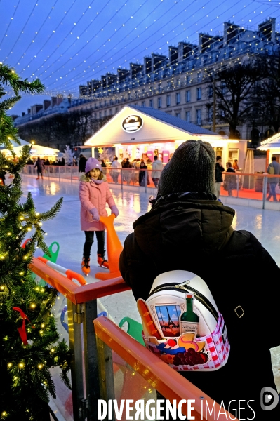 A la patinoire de la fete foraine des Tuileries