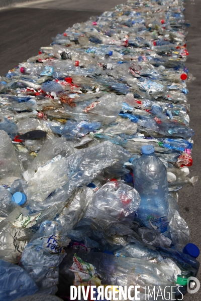 Usine de recyclage plastique  bottle to bottle  à Limay