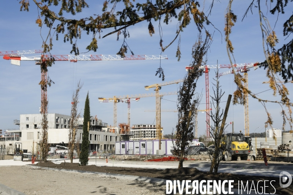 Construction du nouveau quartier Deschamps-Belvédère sur la rive droite de la Garonne