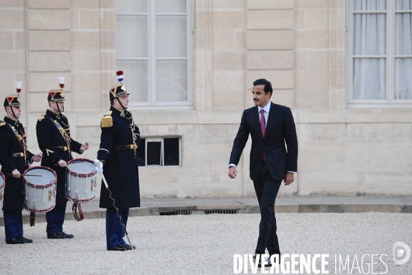 Emmanuel Macron reçoit Tamim Bin Hamad Al Thani