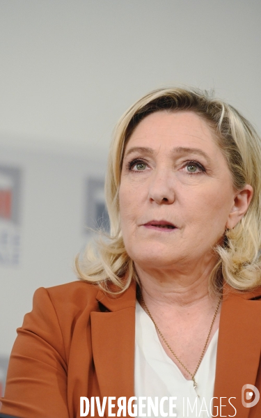 Conférence de presse de Marine Le Pen sur le projet de loi sur l accélération du nucléaire