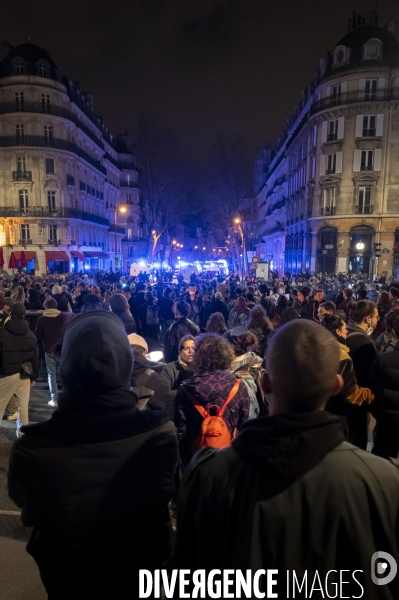 REFORME DES RETRAITES, nuit agitée dans Paris après le vote des motions de censure, le 20/03/2023