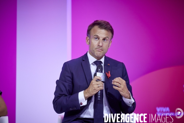 Emmanuel Macron sur la scène de Vivatech