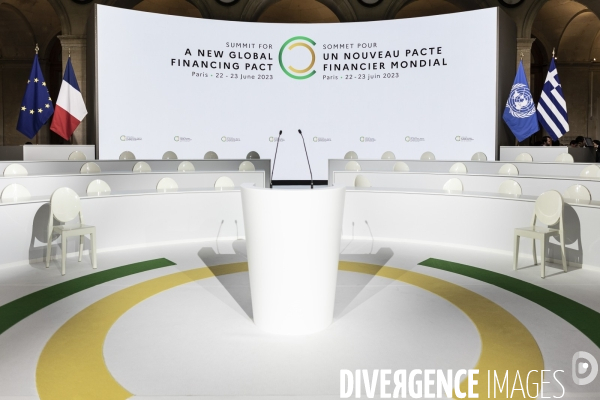 Sommet pour un nouveau pacte financier mondial