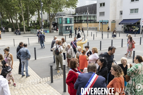 Rassemblement devant la mairie de Montreuil contre les violences urbaines