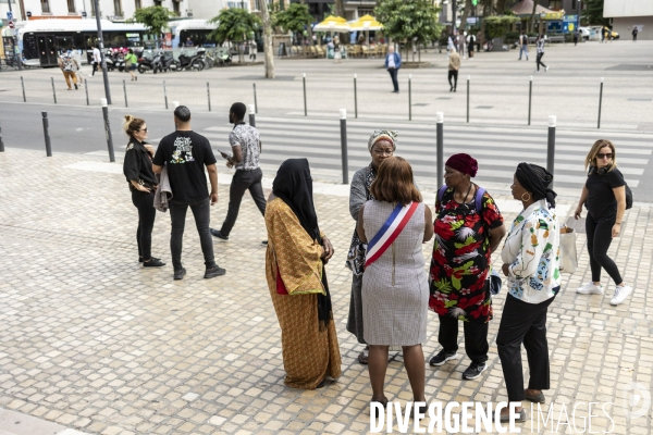 Rassemblement devant la mairie de Montreuil contre les violences urbaines