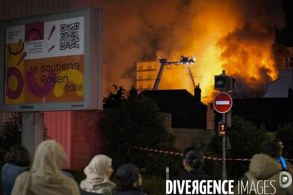 Incendie dans deux immeubles à Rouen