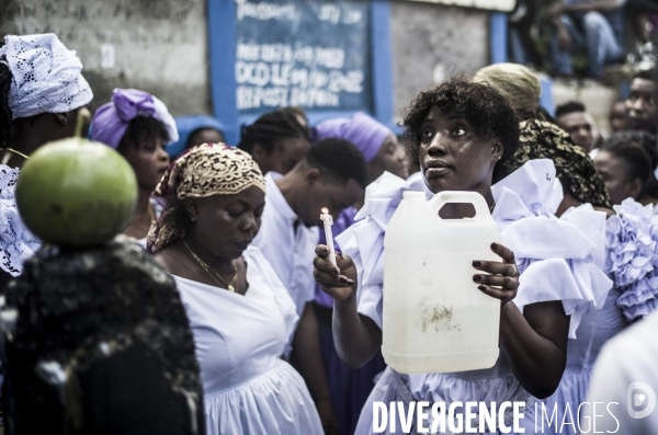 Fete des guedes (morts) au cimetiere de port-au-prince, haiti 2023.