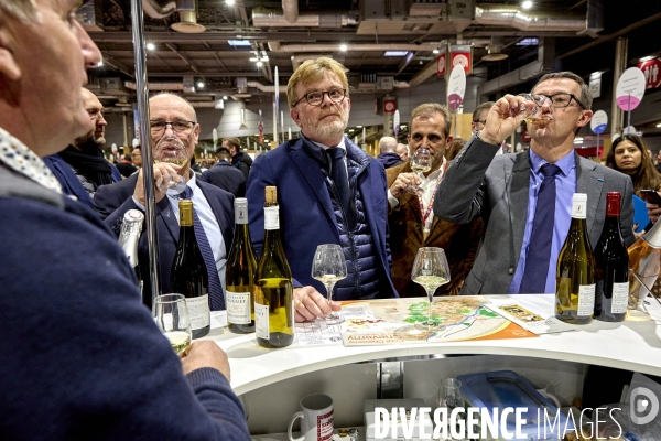 Marc Fesneau , ministre de l Agriculture et de la Souveraineté alimentaire,,au Salon des Vins des Vignerons Indépendants