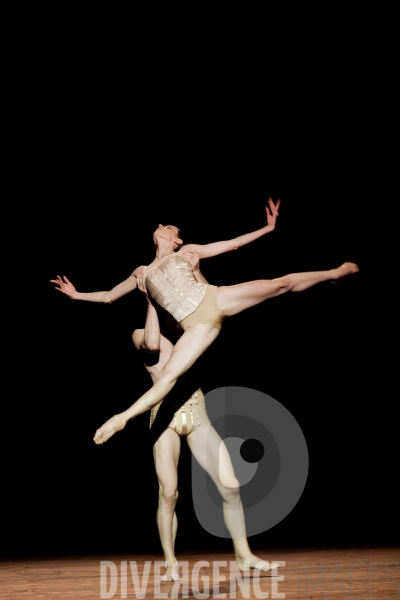 Petite mort / Jirí Kylián / Ballet de l   Opéra national de Paris