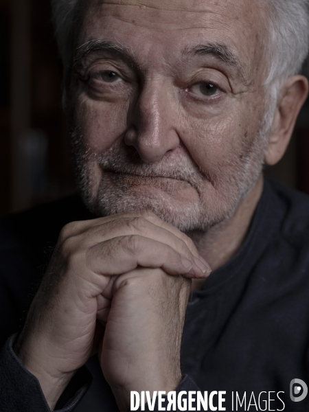 Portrait de Jacques Attali.