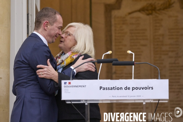 Ministere du travail Passation Olivier Dussopt  - Catherine Vautrin 