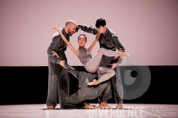 Muse paradox   / Brett Fukuda / Ballet de l   Opéra national du Rhin