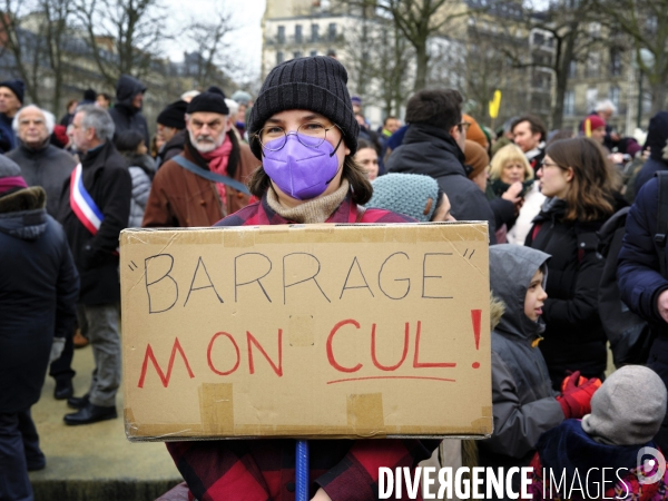 Manifestation contre la loi immigration Paris