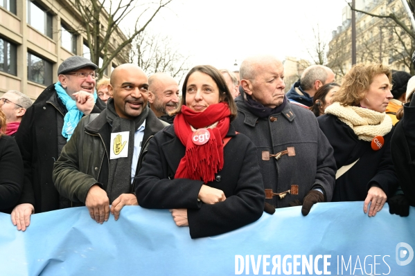 LOI IMMIGRATION. Manifestation parisienne du 21/01/2024