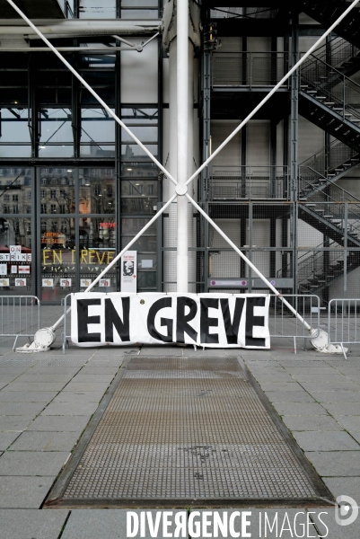 Greve au Centre Pompidou