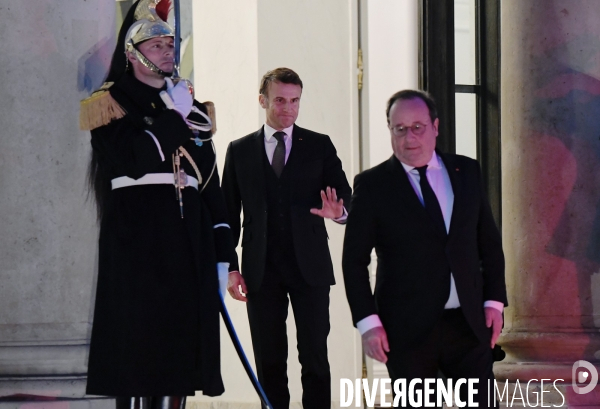 Emmanuel Macron reçoit François Hollande