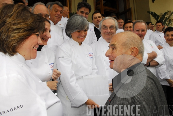Hommage rendu a Paul Bocuse pour ses 81 ans organise par la Societe des Bains de Mer de Monaco avec Alain Ducasse et 80 Chefs Internationaux