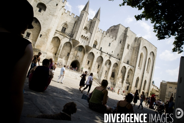Les rues du festival d Avignon