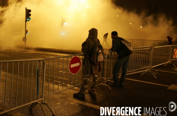 Les affrontements entre jeunes étudiants et CRS se renouvelles chaque jeudi en centre ville de Rennes  .