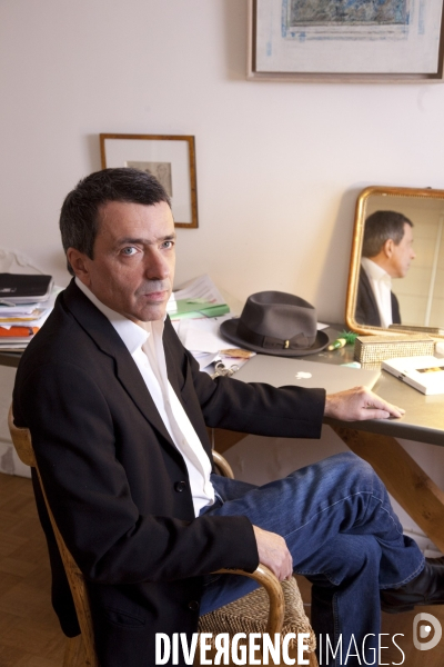 Regis Jauffret, auteur écrivain, pour la sortie de son roman:  Sévère 