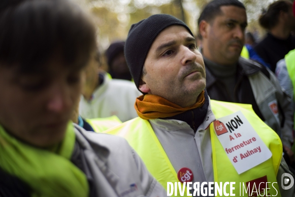 PARIS : Manifestation PSA Peugeot Citroen